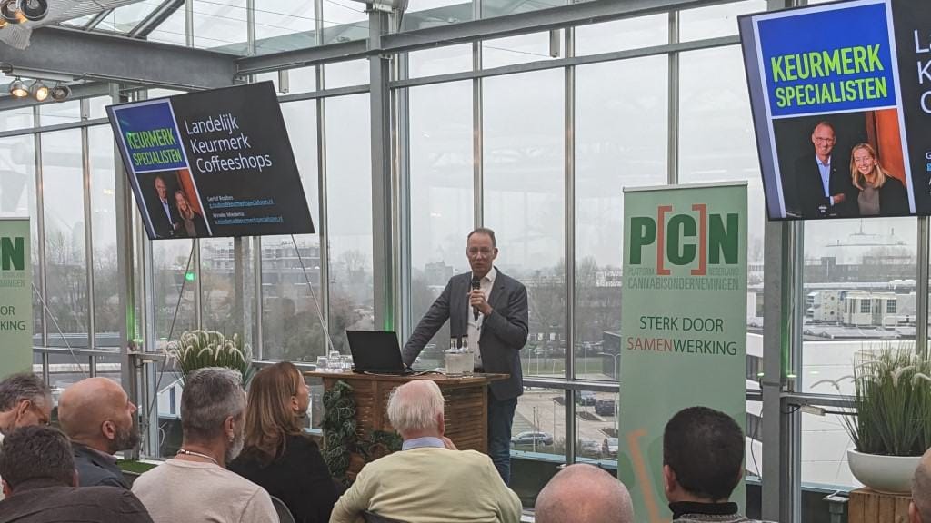 Headerafbeelding bij Coffeeshopbond PCN openbaart plannen Landelijk Keurmerk Coffeeshops